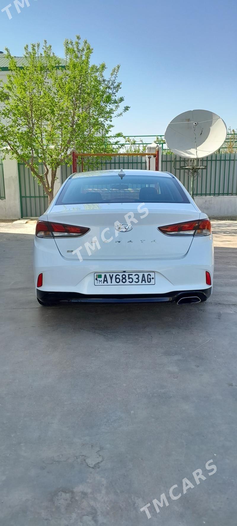 Hyundai Sonata 2019 - 175 000 TMT - Тязе заман - img 9