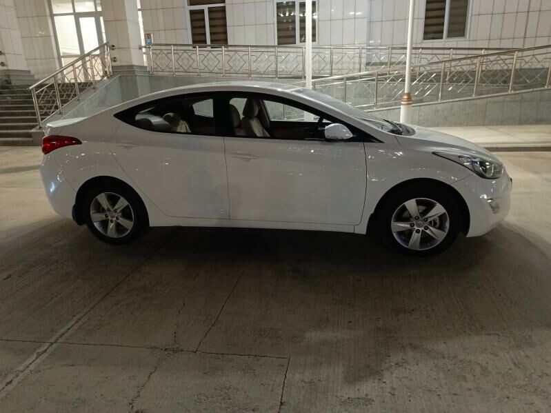 Hyundai Elantra 2012 - 150 000 TMT - 15-nji tapgyr - img 3