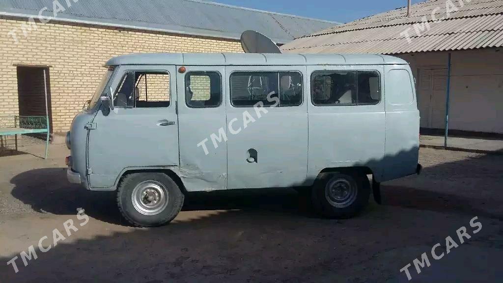 UAZ 2206 1998 - 26 000 TMT - Серахс - img 2