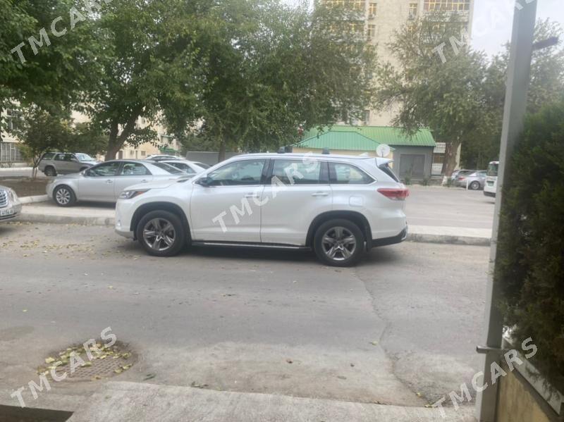 Toyota Highlander 2018 - 500 000 TMT - Aşgabat - img 2