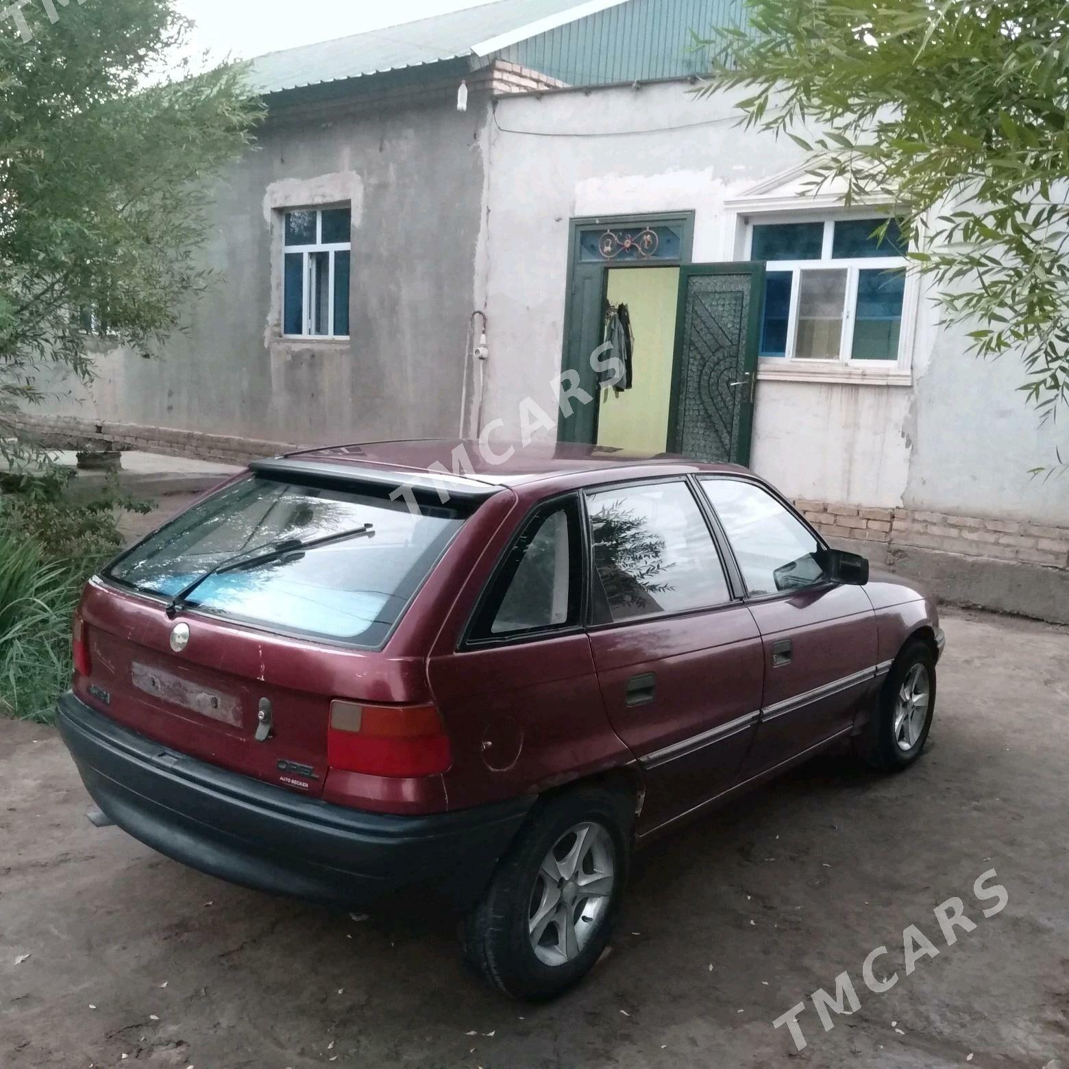 Opel Astra 1992 - 35 000 TMT - Кёнеургенч - img 5