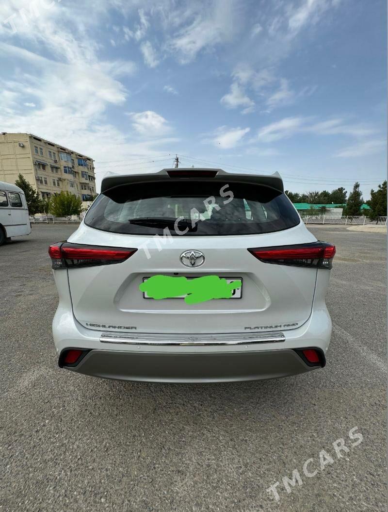 Toyota Highlander 2022 - 780 000 TMT - Aşgabat - img 5