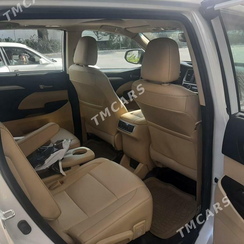 Toyota Highlander 2018 - 430 000 TMT - Aşgabat - img 6