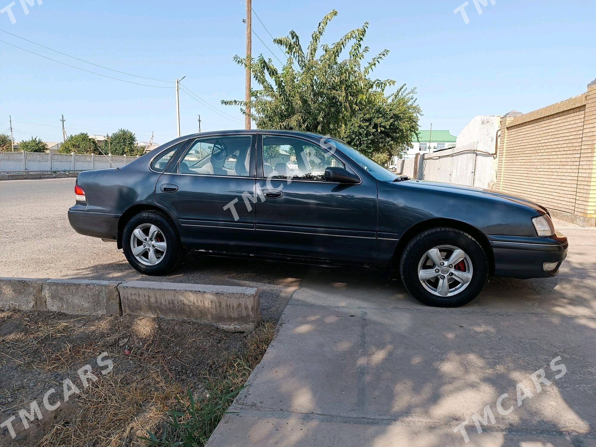 Toyota Avalon 1996 - 89 000 TMT - Мары - img 3