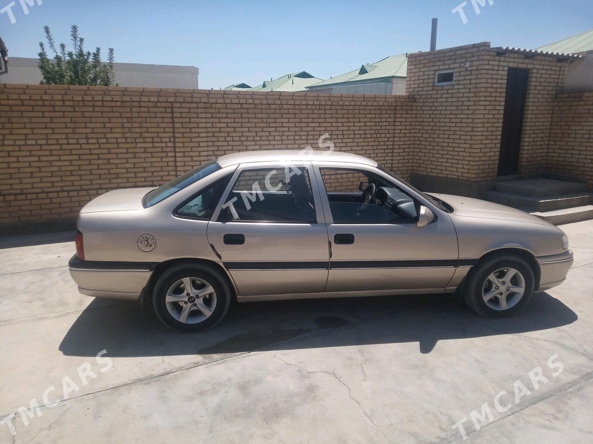 Opel Vectra 1991 - 25 000 TMT - Baýramaly - img 3