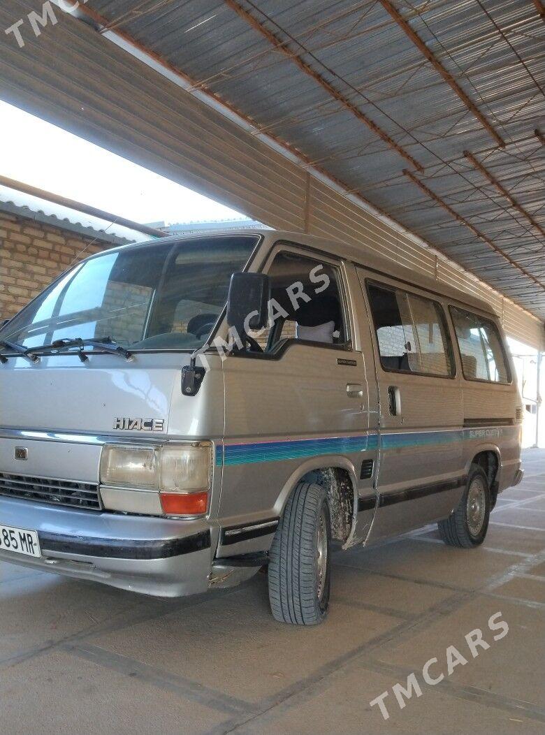 Toyota Hiace 1987 - 40 000 TMT - Murgap - img 4