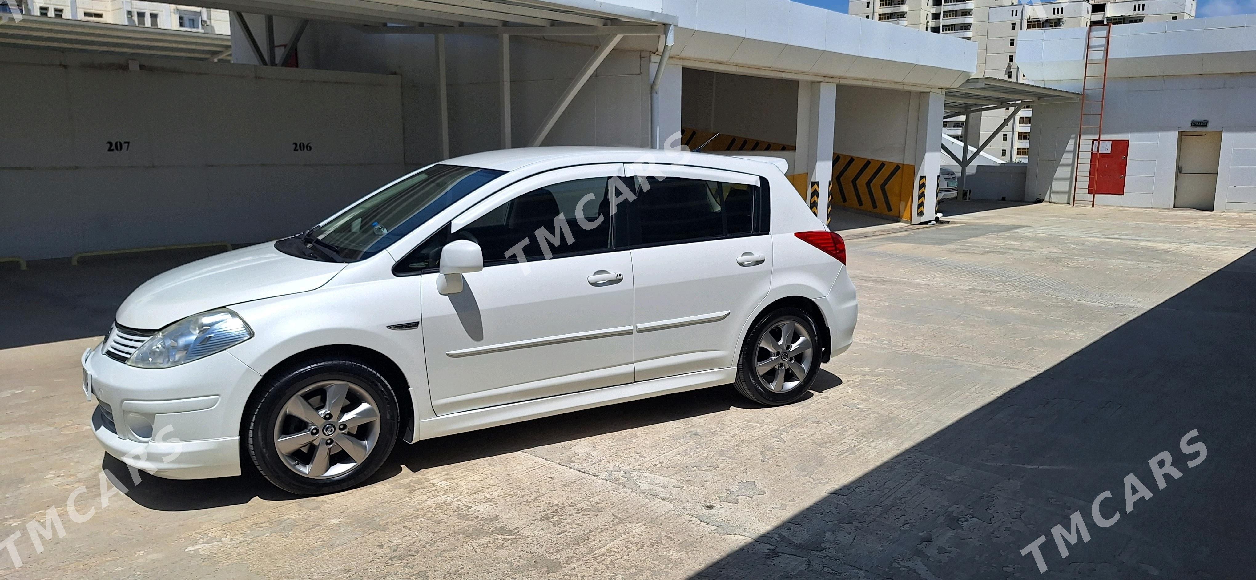 Nissan Versa 2010 - 117 000 TMT - Ашхабад - img 2