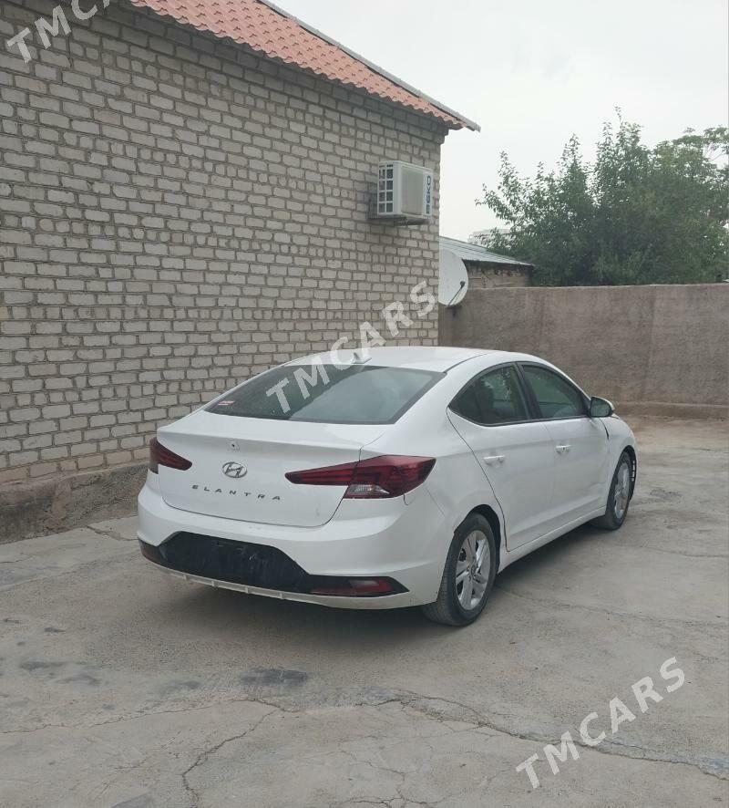 Hyundai Elantra 2020 - 210 000 TMT - Aşgabat - img 3