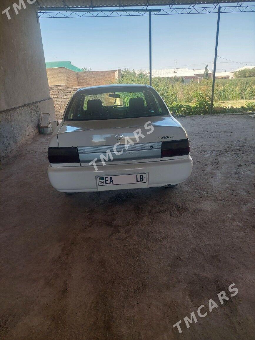 Toyota Corolla 1995 - 38 000 TMT - Керки - img 2