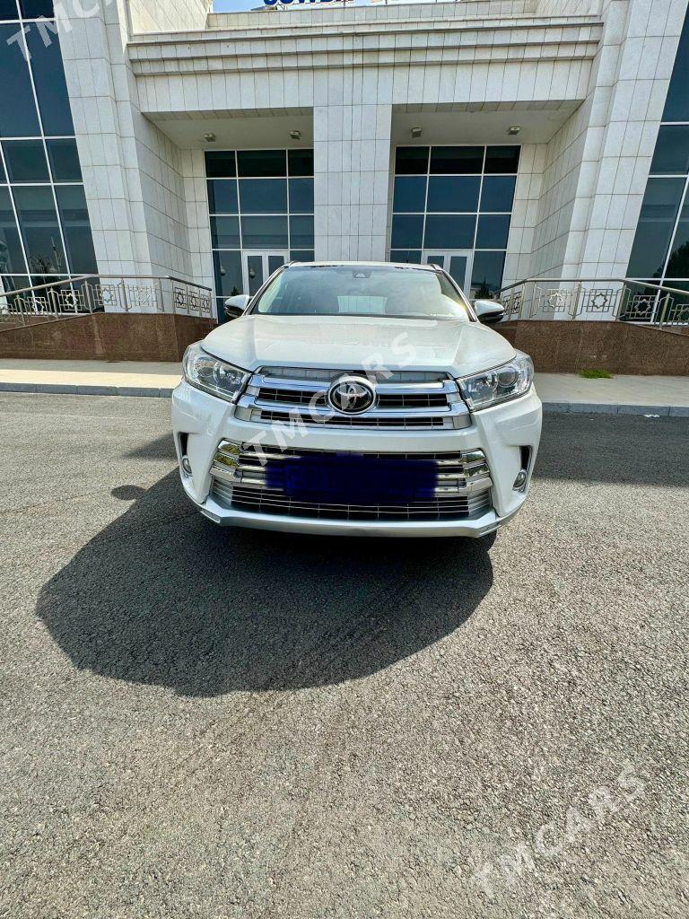 Toyota Highlander 2018 - 465 000 TMT - Ашхабад - img 2