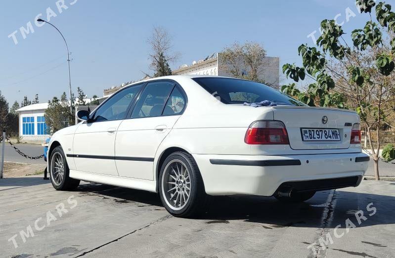 BMW E39 2002 - 140 000 TMT - Мары - img 4