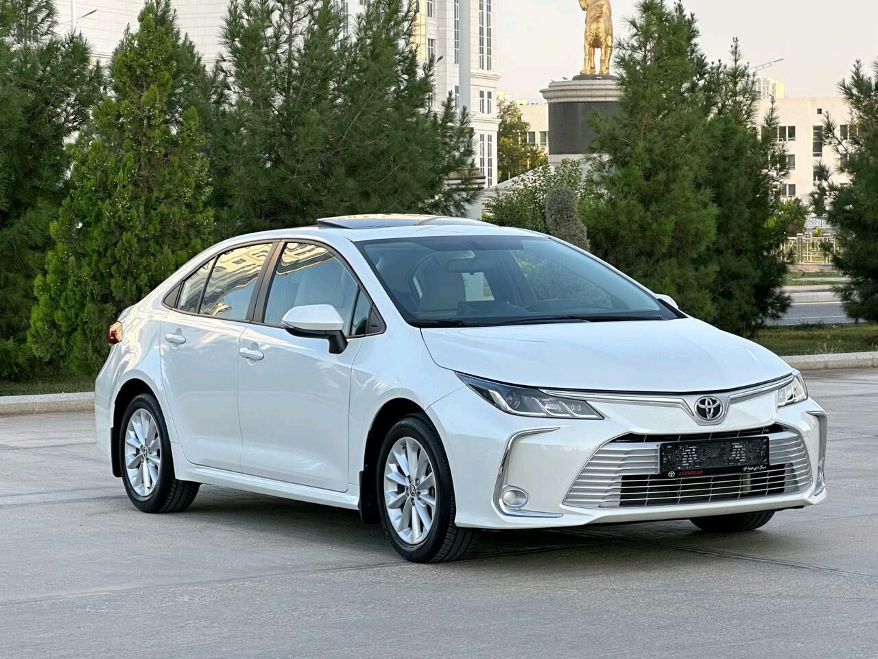 Toyota Corolla 2021 - 335 000 TMT - Aşgabat - img 2