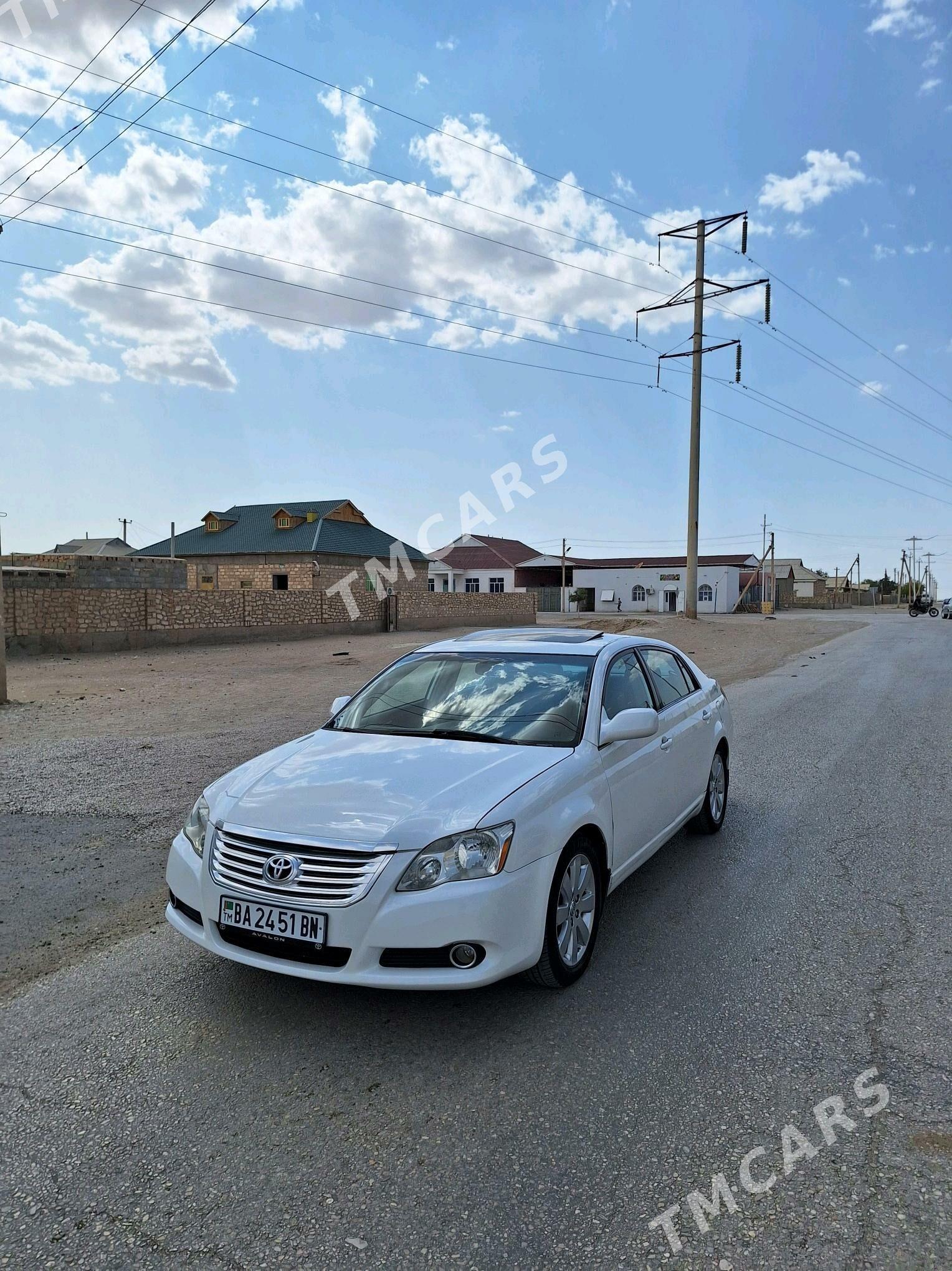 Toyota Avalon 2006 - 140 000 TMT - Гумдаг - img 4