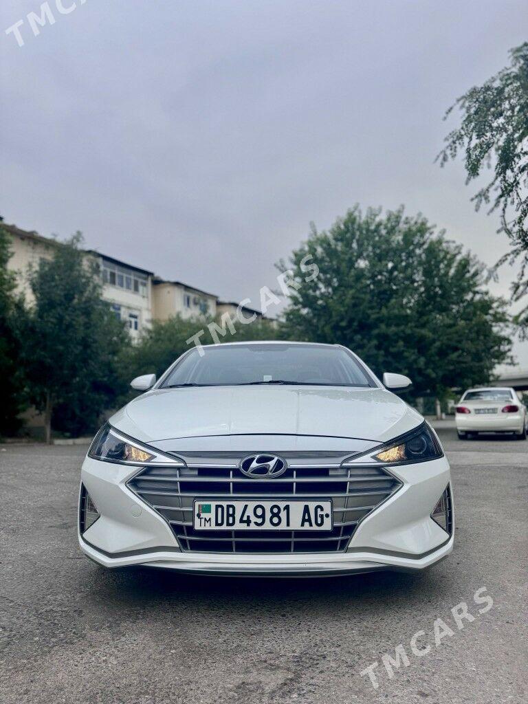 Hyundai Elantra 2019 - 250 000 TMT - 11 мкр - img 3