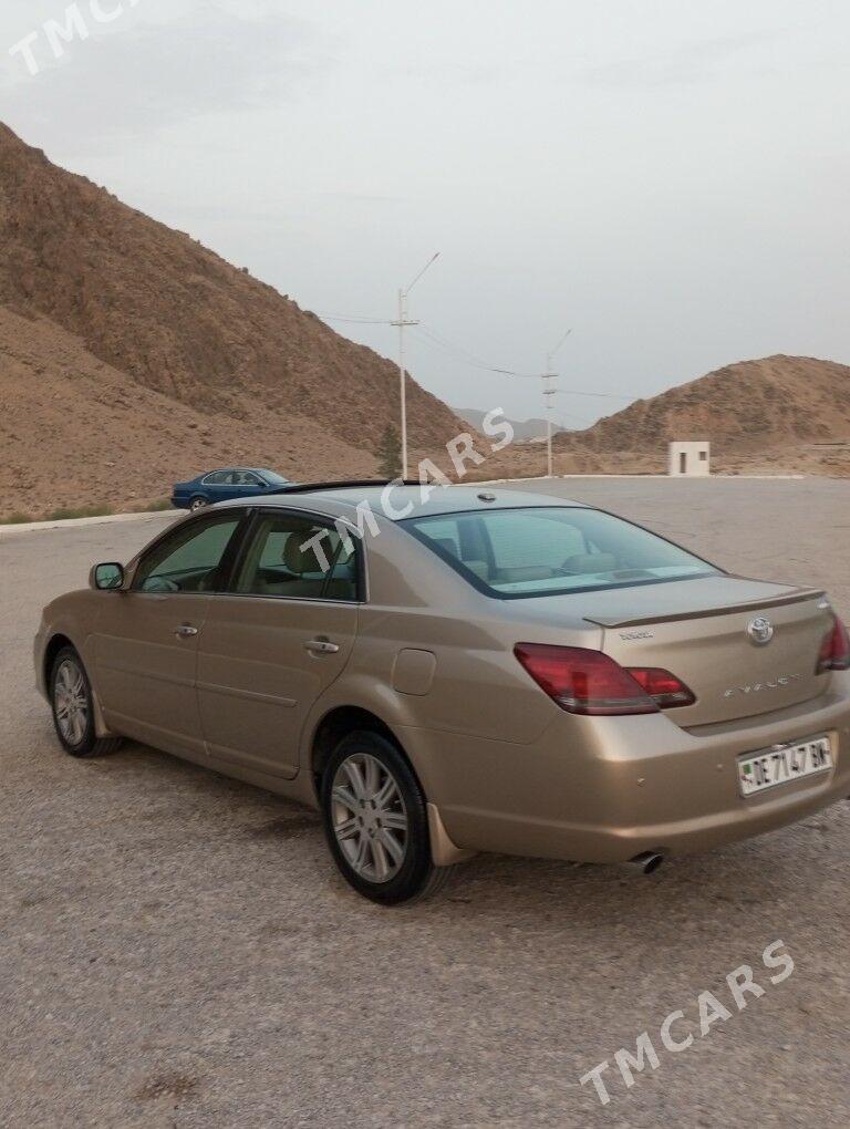 Toyota Avalon 2006 - 190 000 TMT - Балканабат - img 4