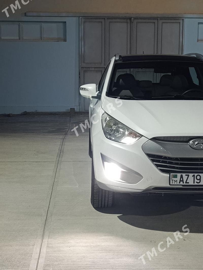 Hyundai Tucson 2010 - 163 000 TMT - Ашхабад - img 5