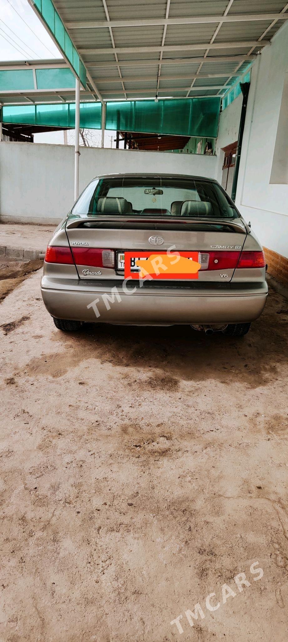 Toyota Camry 2000 - 107 000 TMT - Şabat etr. - img 2