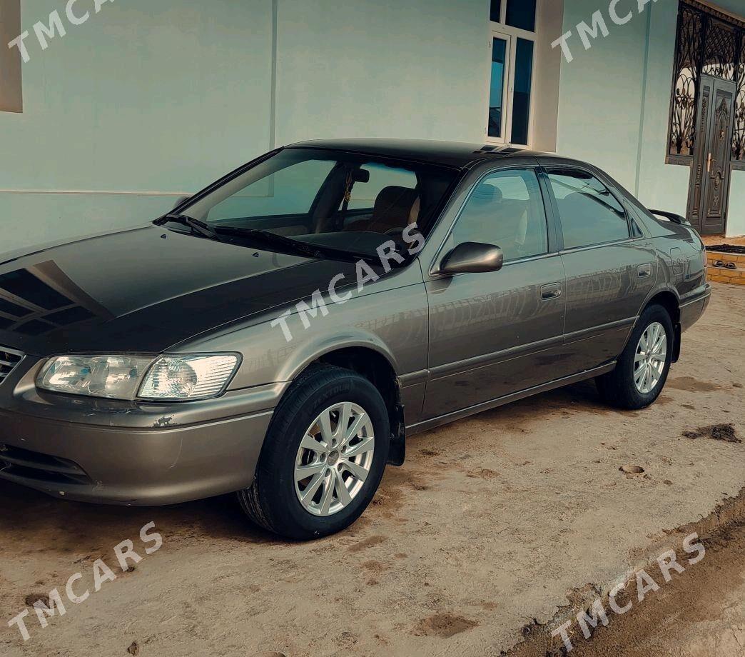 Toyota Camry 2000 - 107 000 TMT - Шабатский этрап - img 3