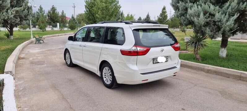 Toyota Sienna 2017 - 380 000 TMT - Aşgabat - img 2