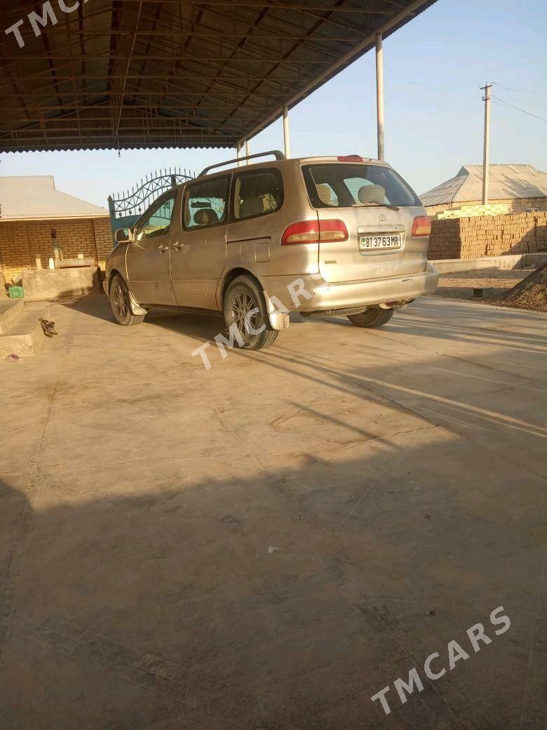 Toyota Sienna 2001 - 120 000 TMT - Wekilbazar - img 3