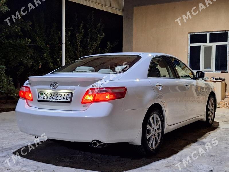 Toyota Camry 2008 - 140 000 TMT - Гёкдже - img 3