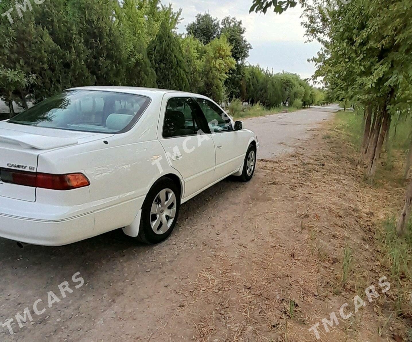 Toyota Camry 1998 - 97 000 TMT - Теджен - img 3