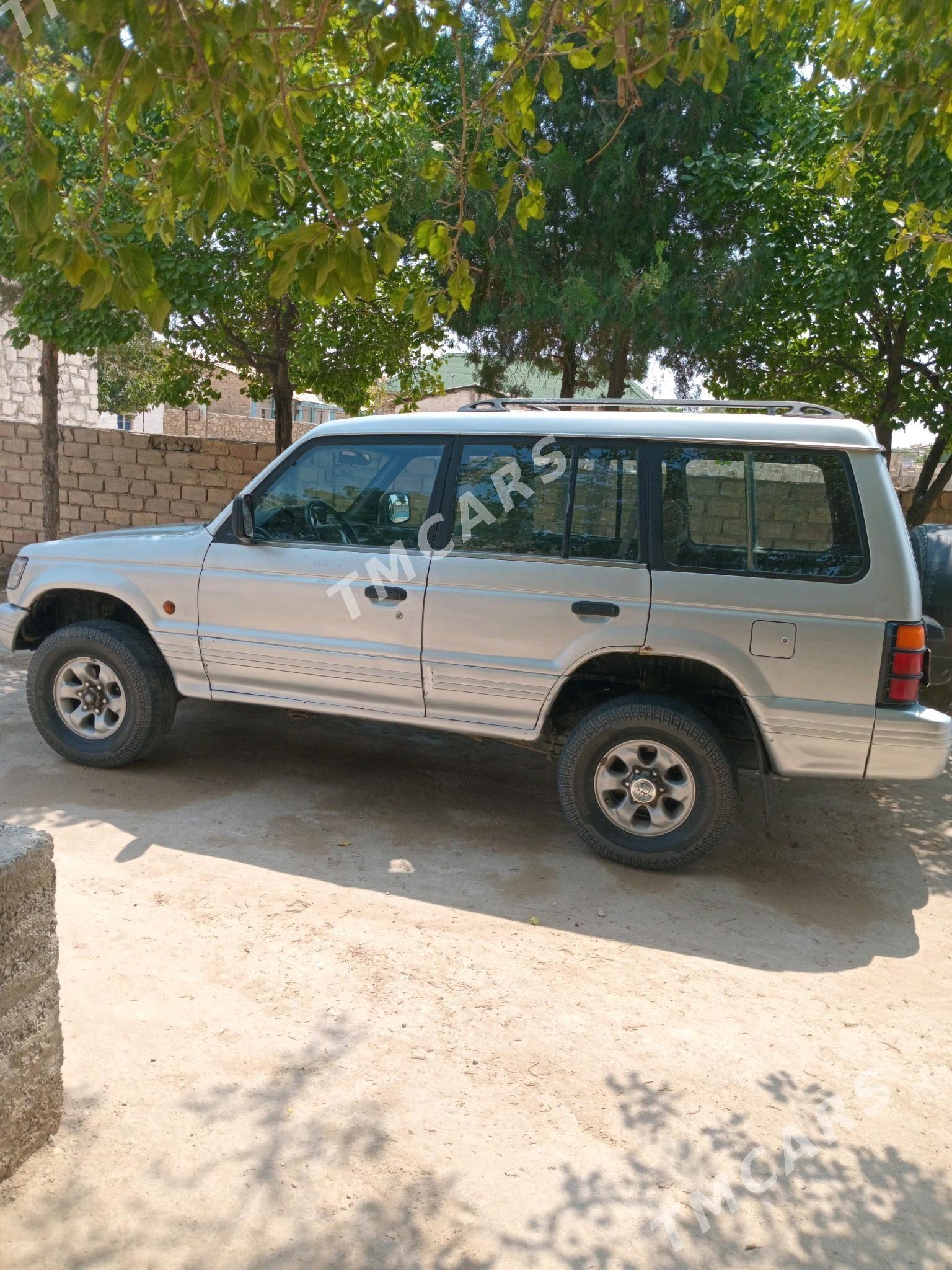 Mitsubishi Montero 1995 - 35 000 TMT - Jebel - img 2