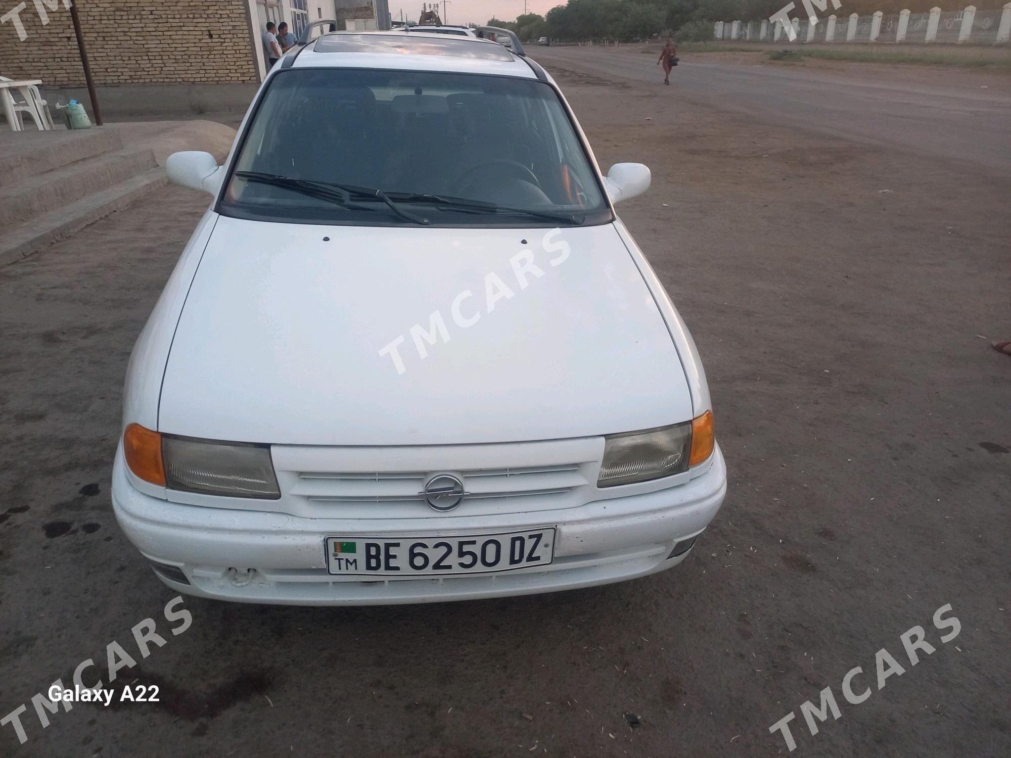 Opel Astra 1994 - 32 000 TMT - Губадаг - img 2