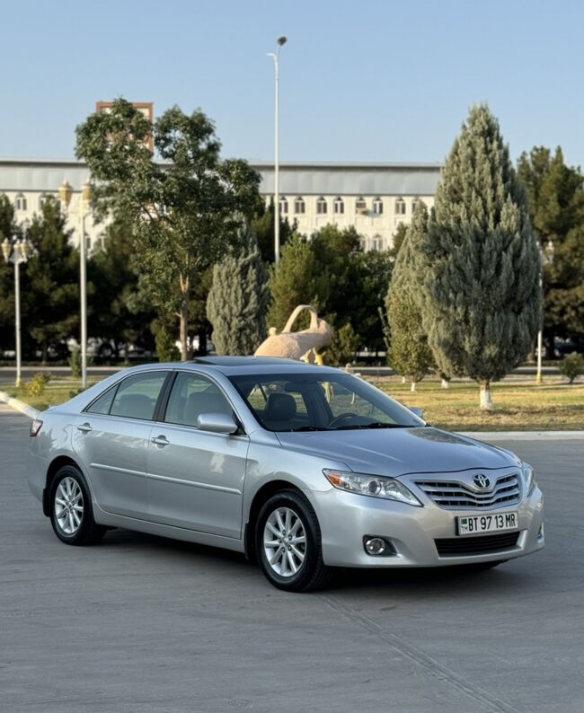 Toyota Camry 2011 - 250 000 TMT - Мары - img 4