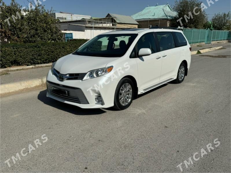 Toyota Sienna 2018 - 500 000 TMT - Aşgabat - img 6