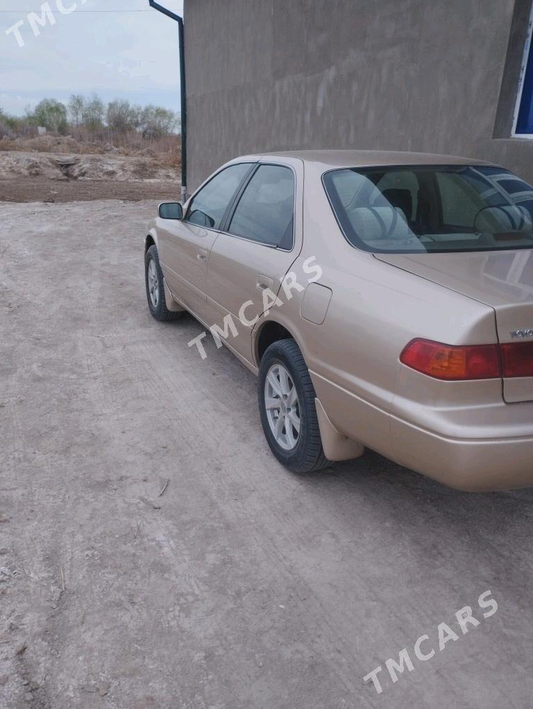 Toyota Camry 2000 - 110 000 TMT - Кёнеургенч - img 2