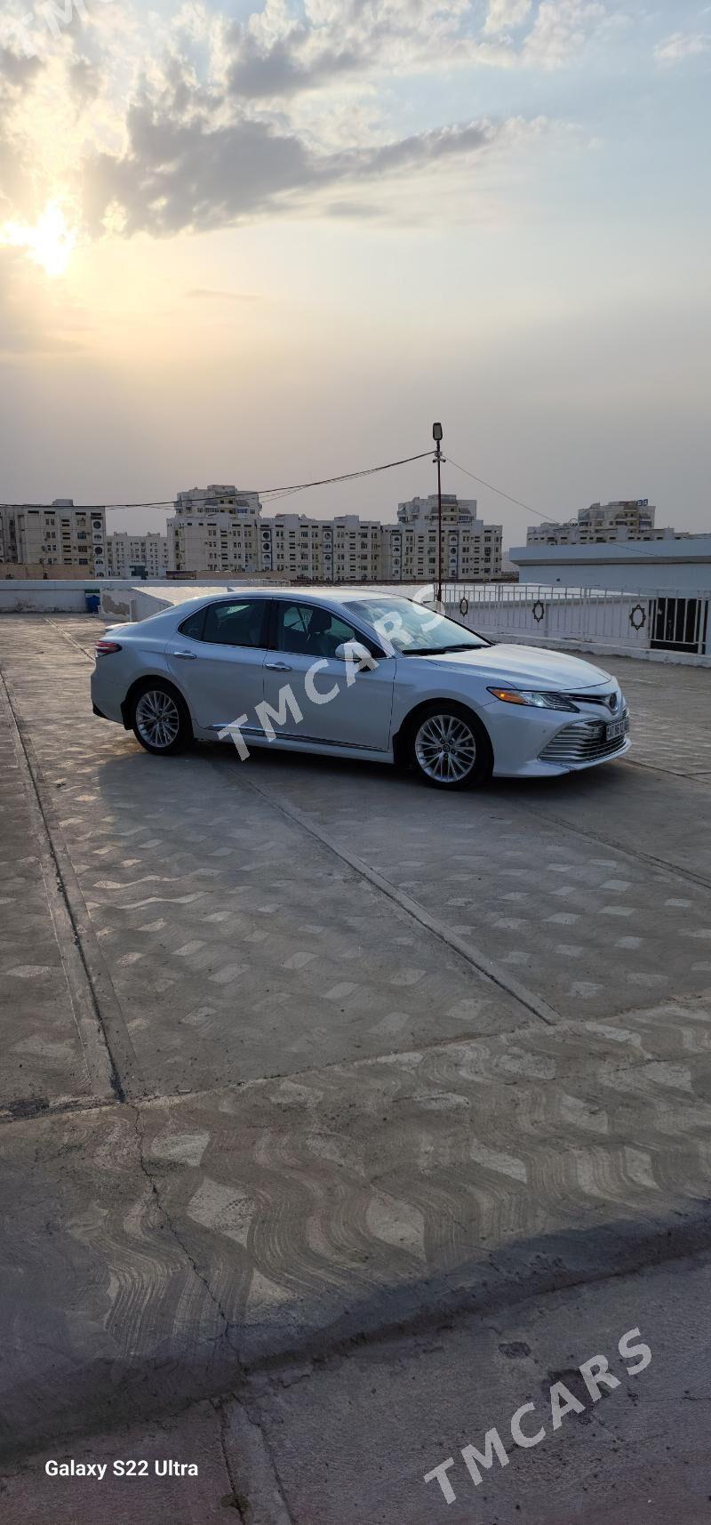 Toyota Camry 2018 - 310 000 TMT - Aşgabat - img 6