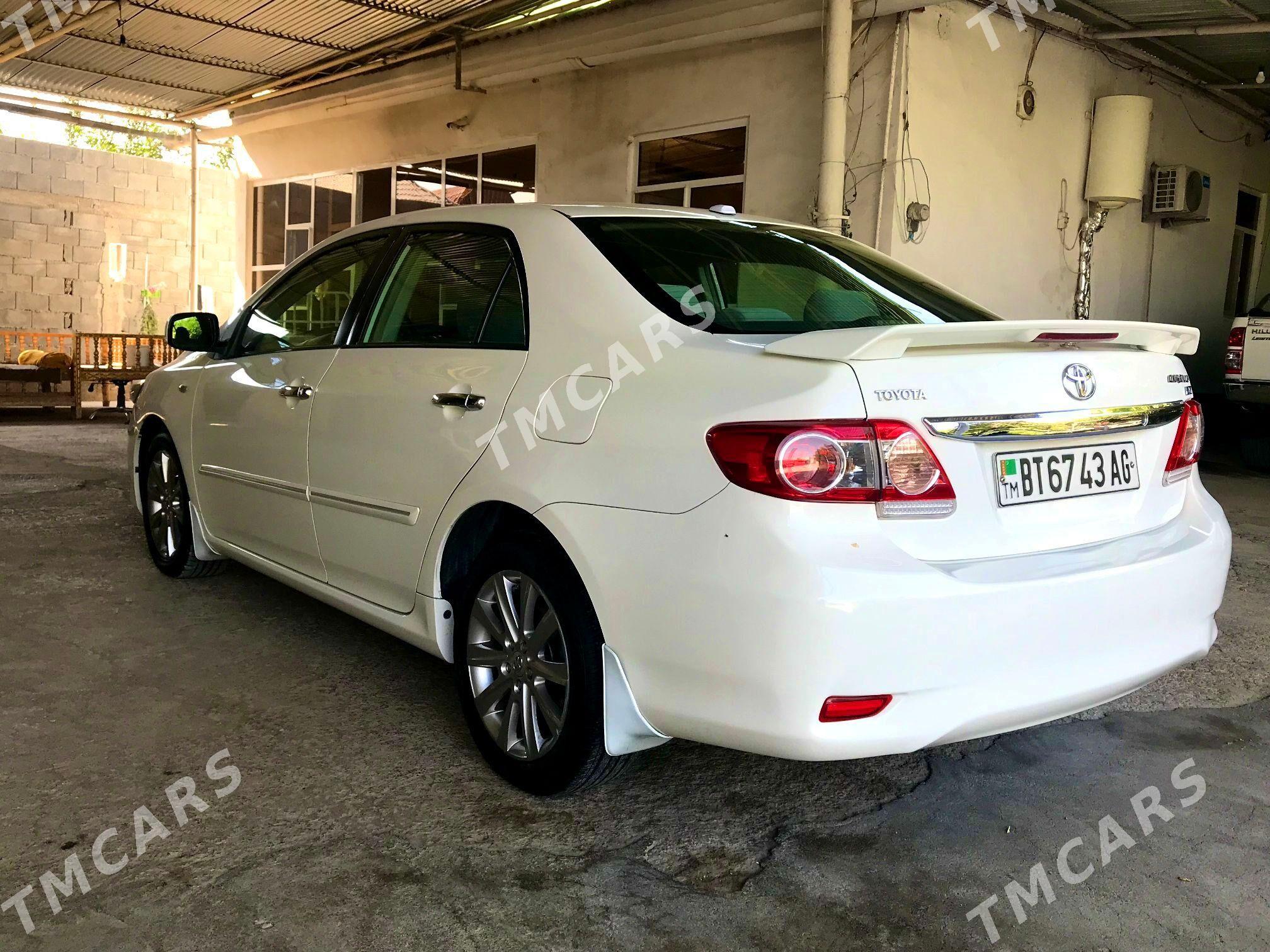 Toyota Corolla 2010 - 142 000 TMT - Ашхабад - img 3