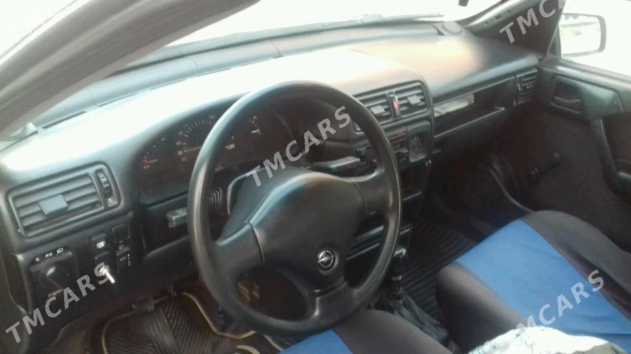 Opel Vectra 1991 - 32 000 TMT - Daşoguz - img 4