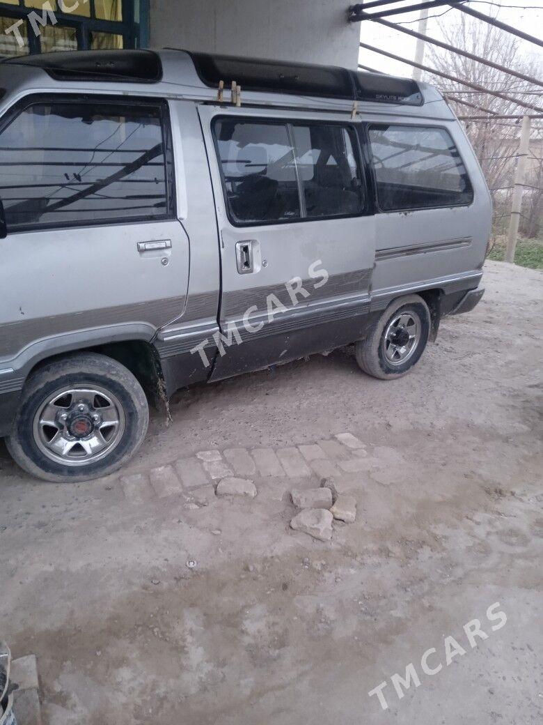 Toyota Town Ace 1989 - 15 000 TMT - Гарабекевюл - img 3