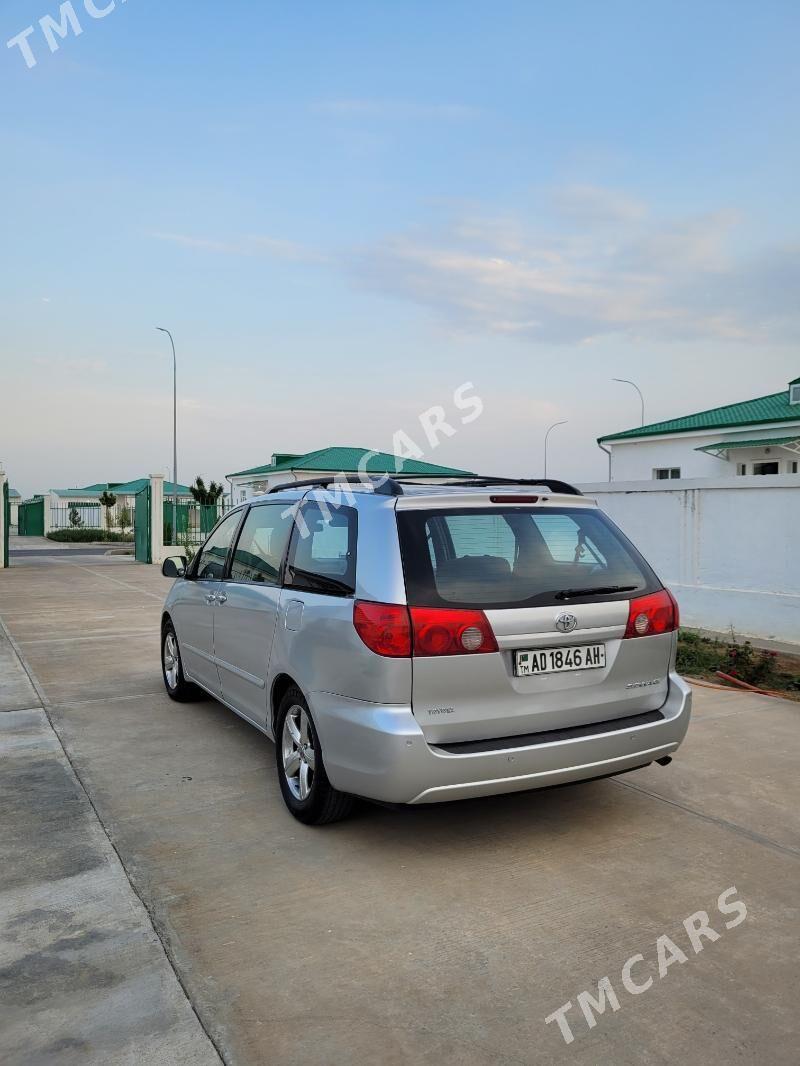 Toyota Sienna 2008 - 300 000 TMT - Анев - img 4