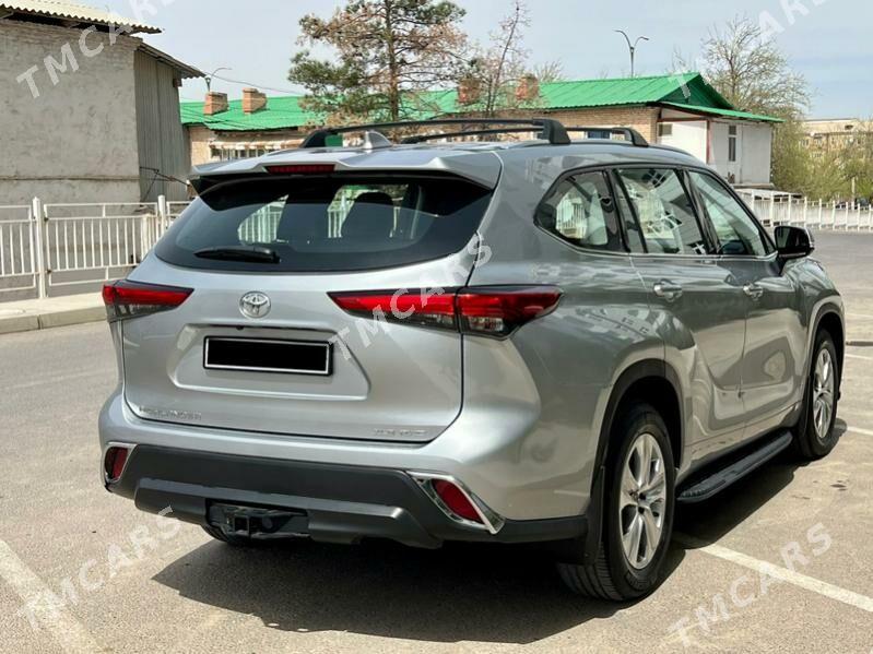 Toyota Highlander 2021 - 500 000 TMT - Мары - img 2