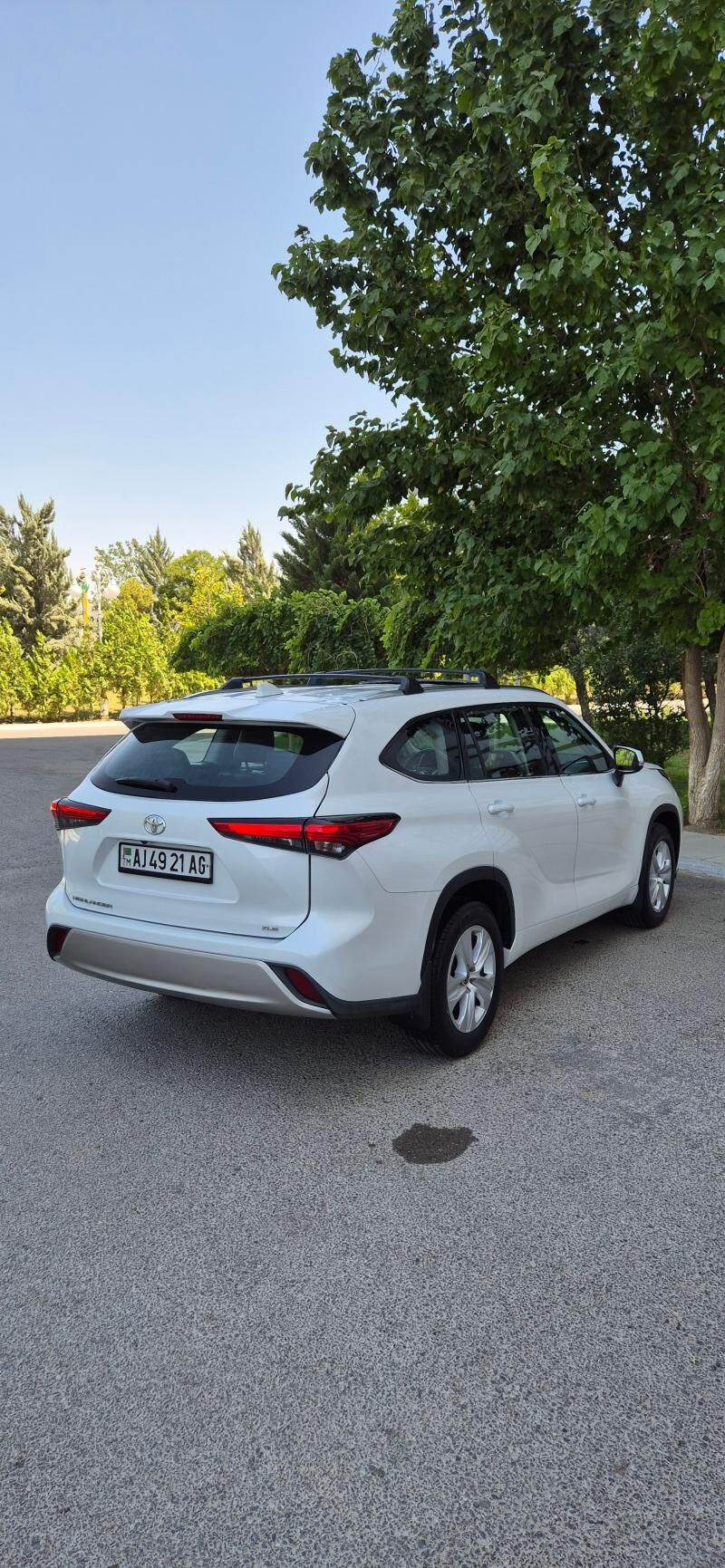 Toyota Highlander 2022 - 448 000 TMT - Aşgabat - img 2