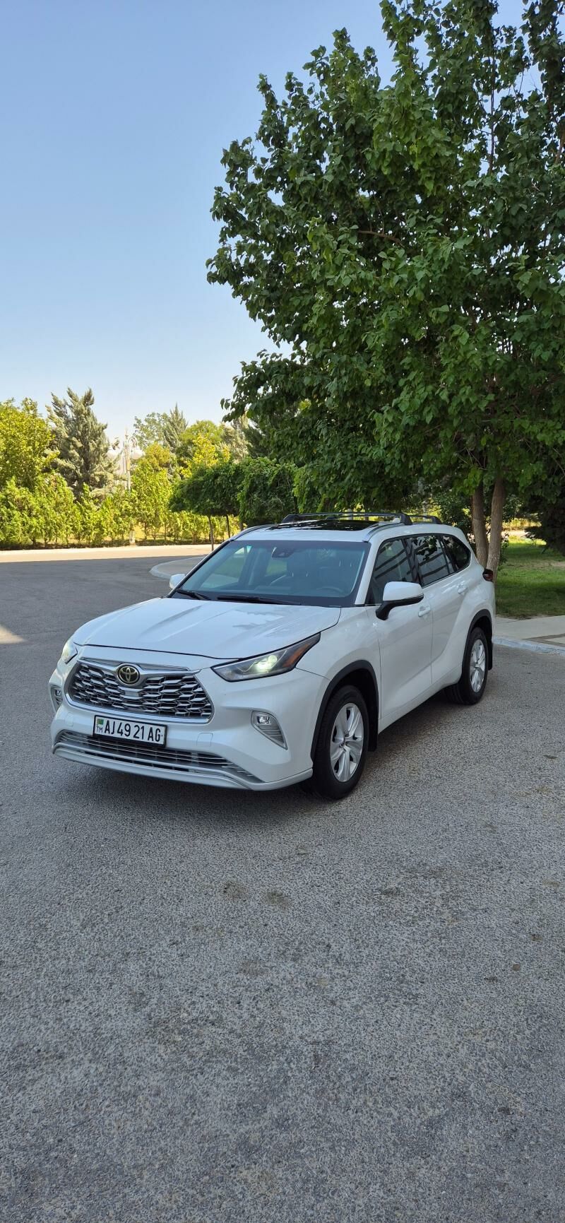 Toyota Highlander 2022 - 448 000 TMT - Aşgabat - img 8