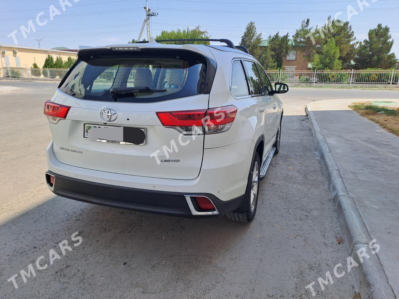 Toyota Highlander 2019 - 520 000 TMT - Türkmenabat - img 7