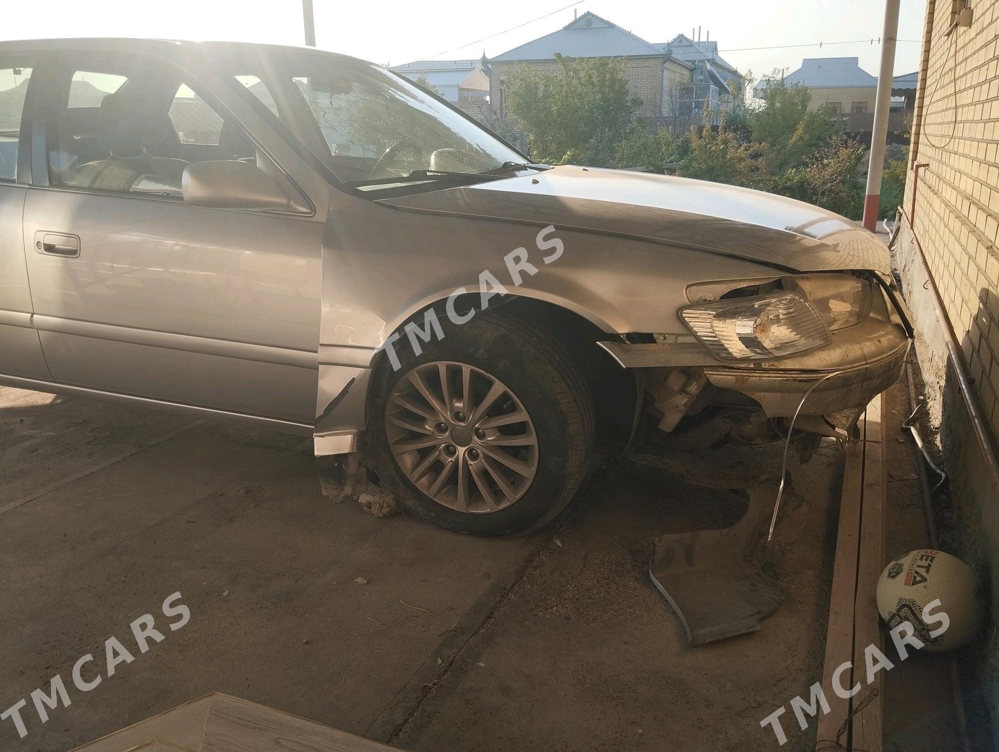 Toyota Camry 2000 - 110 000 TMT - Wekilbazar - img 3