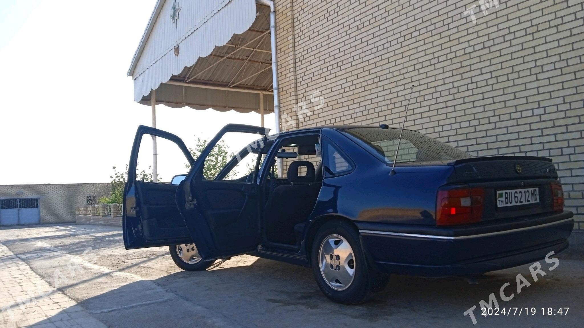 Opel Vectra 1993 - 50 000 TMT - Байрамали - img 6