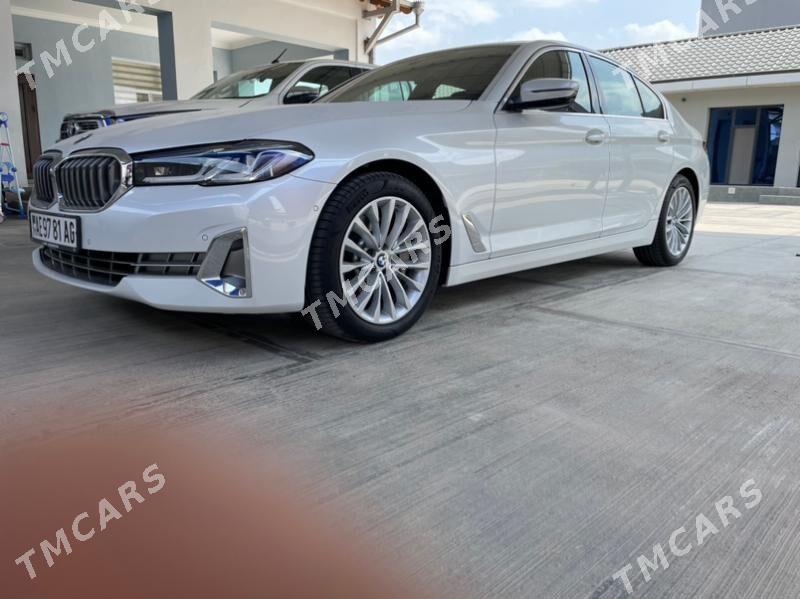 BMW 540 2022 - 1 750 000 TMT - Aşgabat - img 3