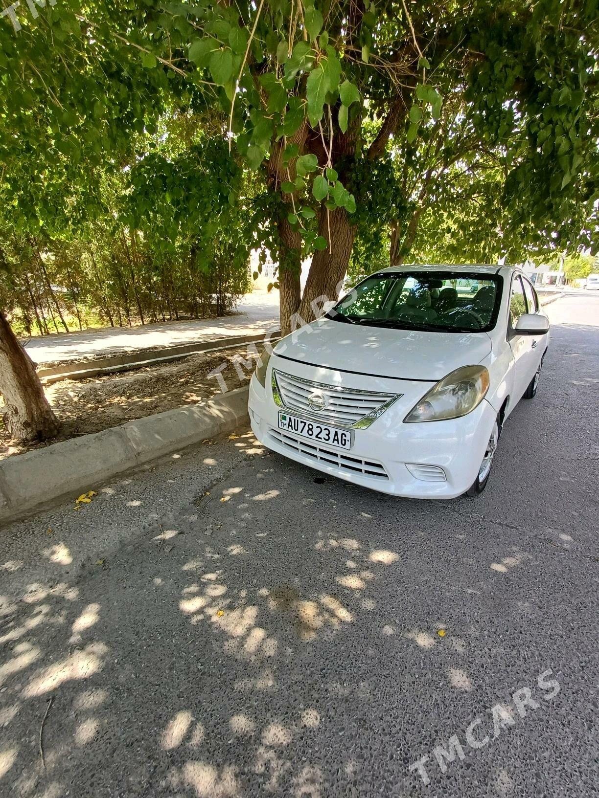 Nissan Versa 2011 - 80 000 TMT - Aşgabat - img 2