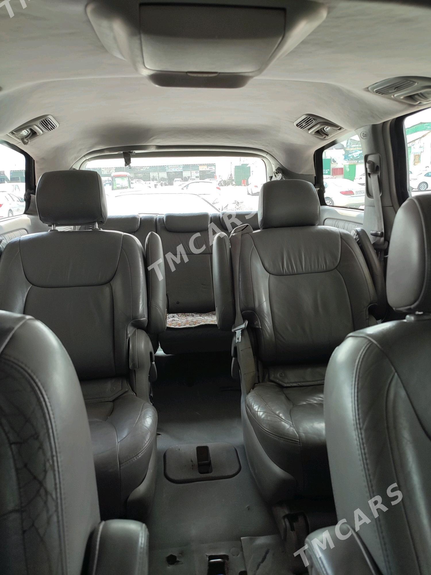 Toyota Sienna 2008 - 210 000 TMT - Ашхабад - img 4