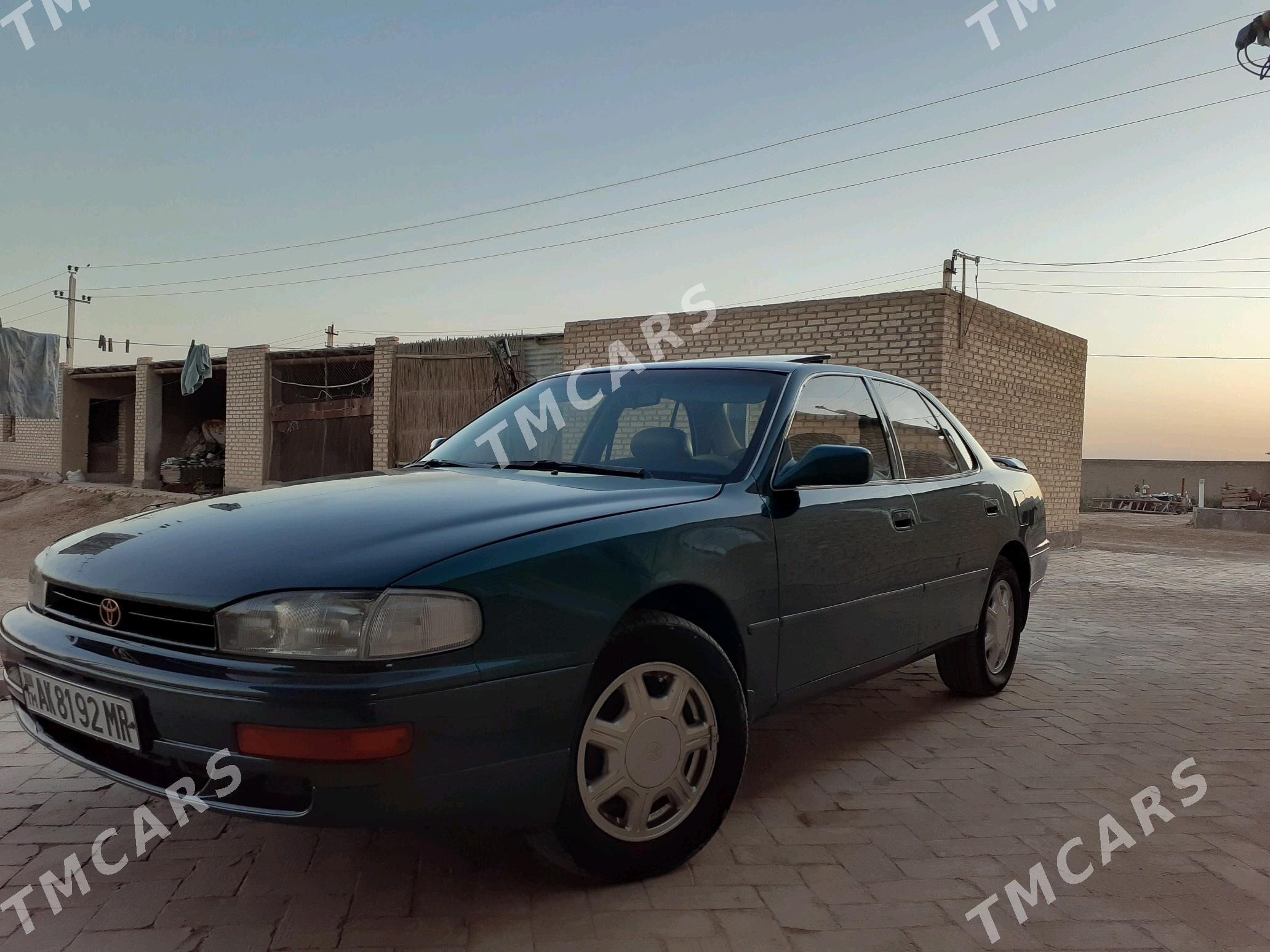 Toyota Camry 1993 - 76 000 TMT - Байрамали - img 2