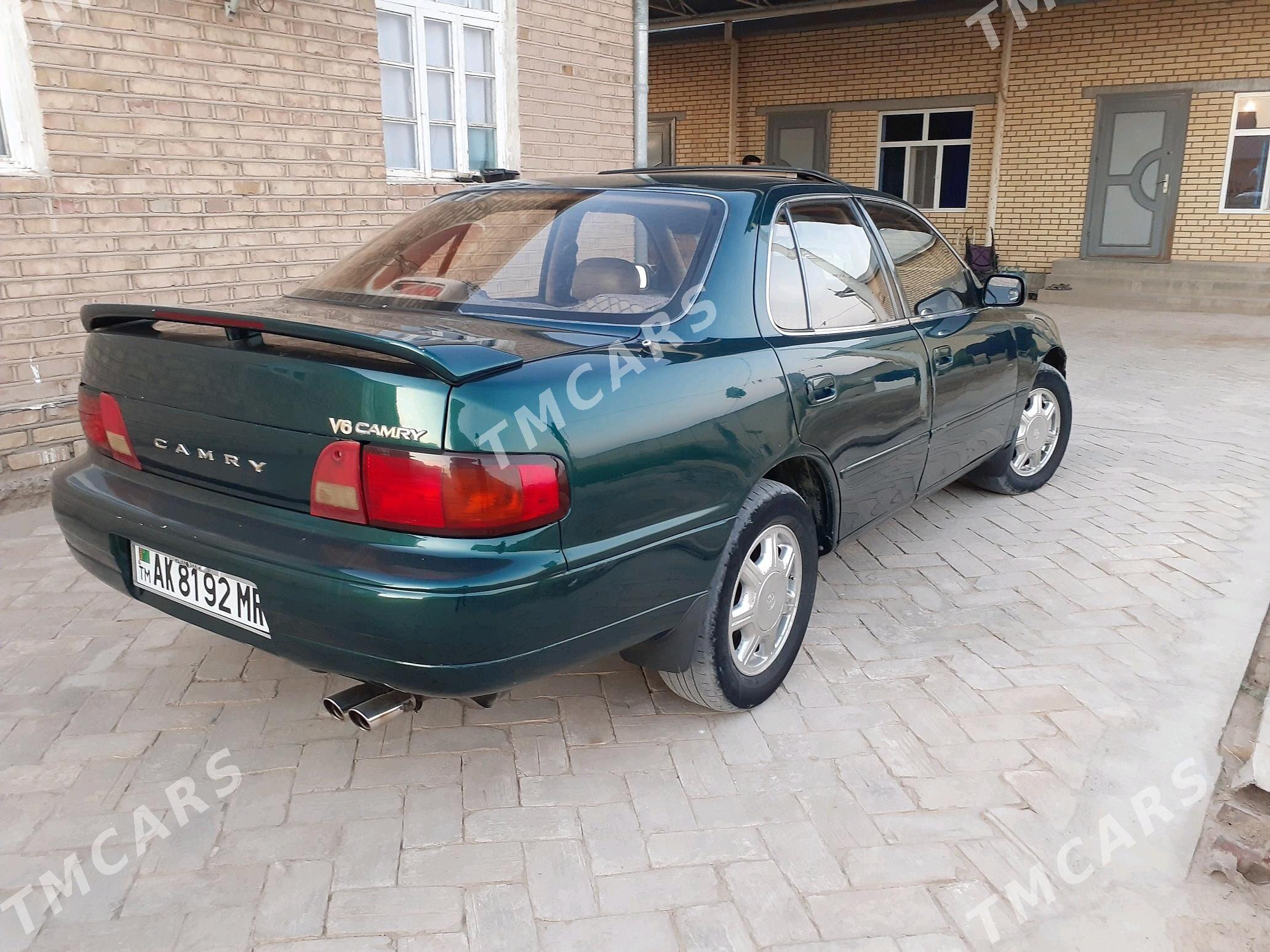 Toyota Camry 1993 - 76 000 TMT - Байрамали - img 5