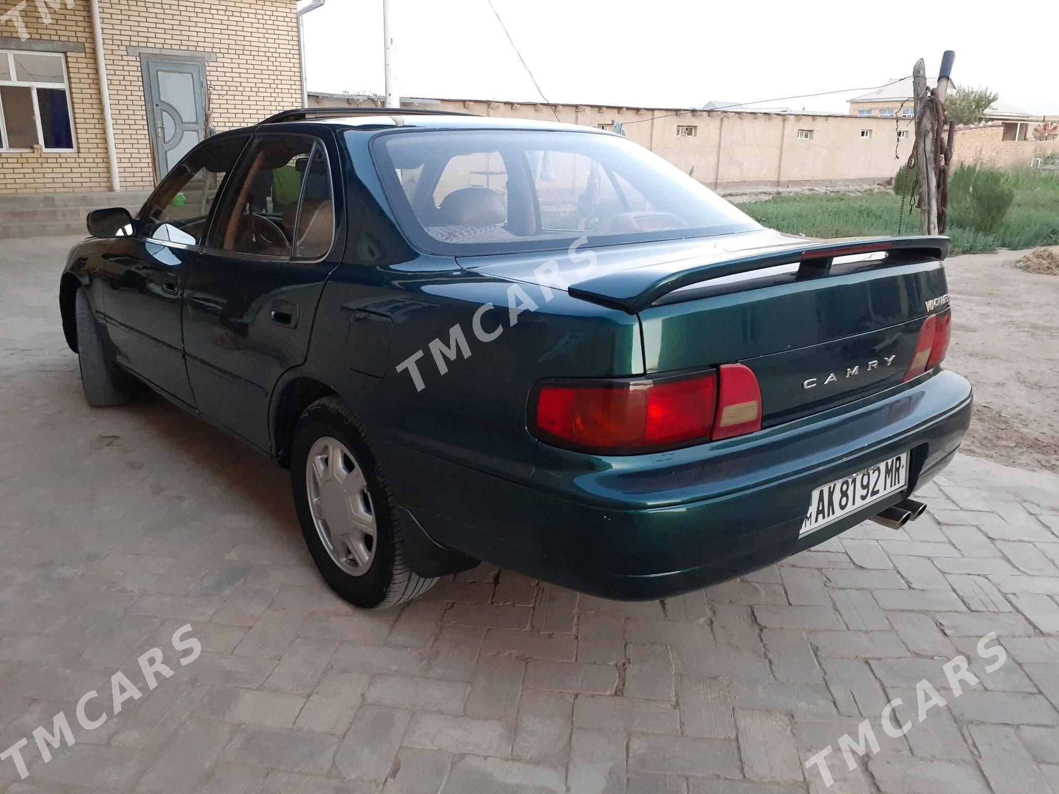 Toyota Camry 1993 - 76 000 TMT - Байрамали - img 3