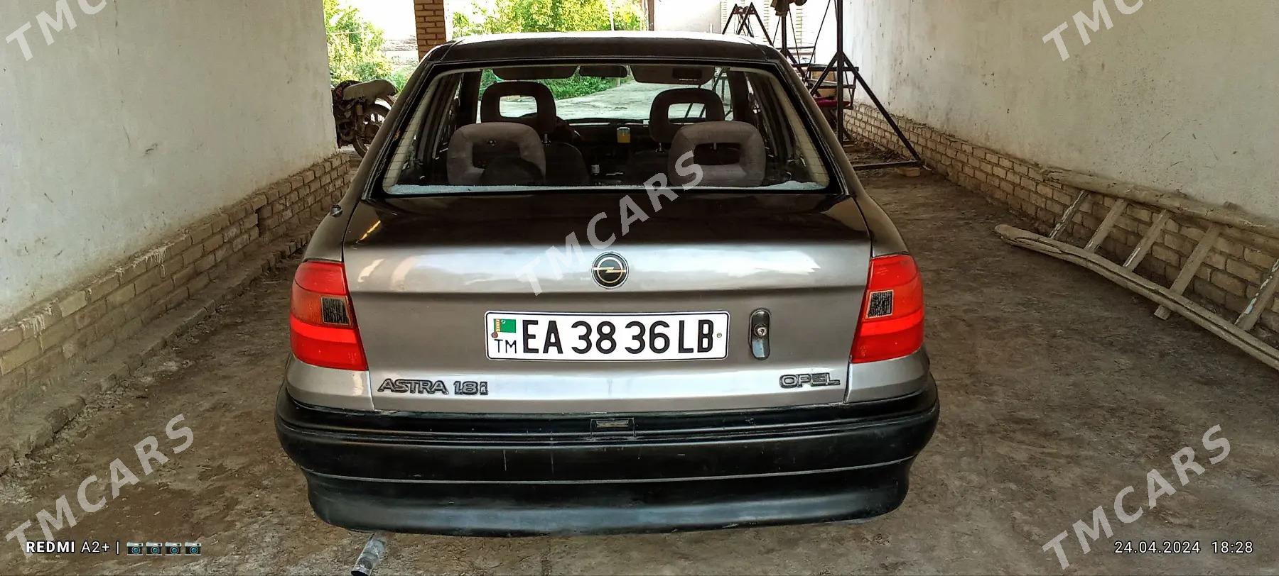 Opel Astra 1993 - 20 000 TMT - Керки - img 2