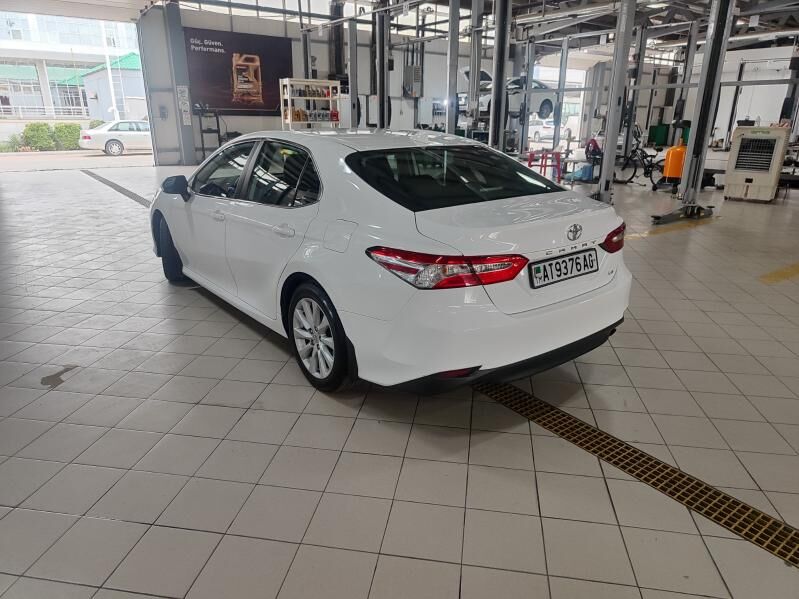 Toyota Camry 2019 - 300 000 TMT - Aşgabat - img 2